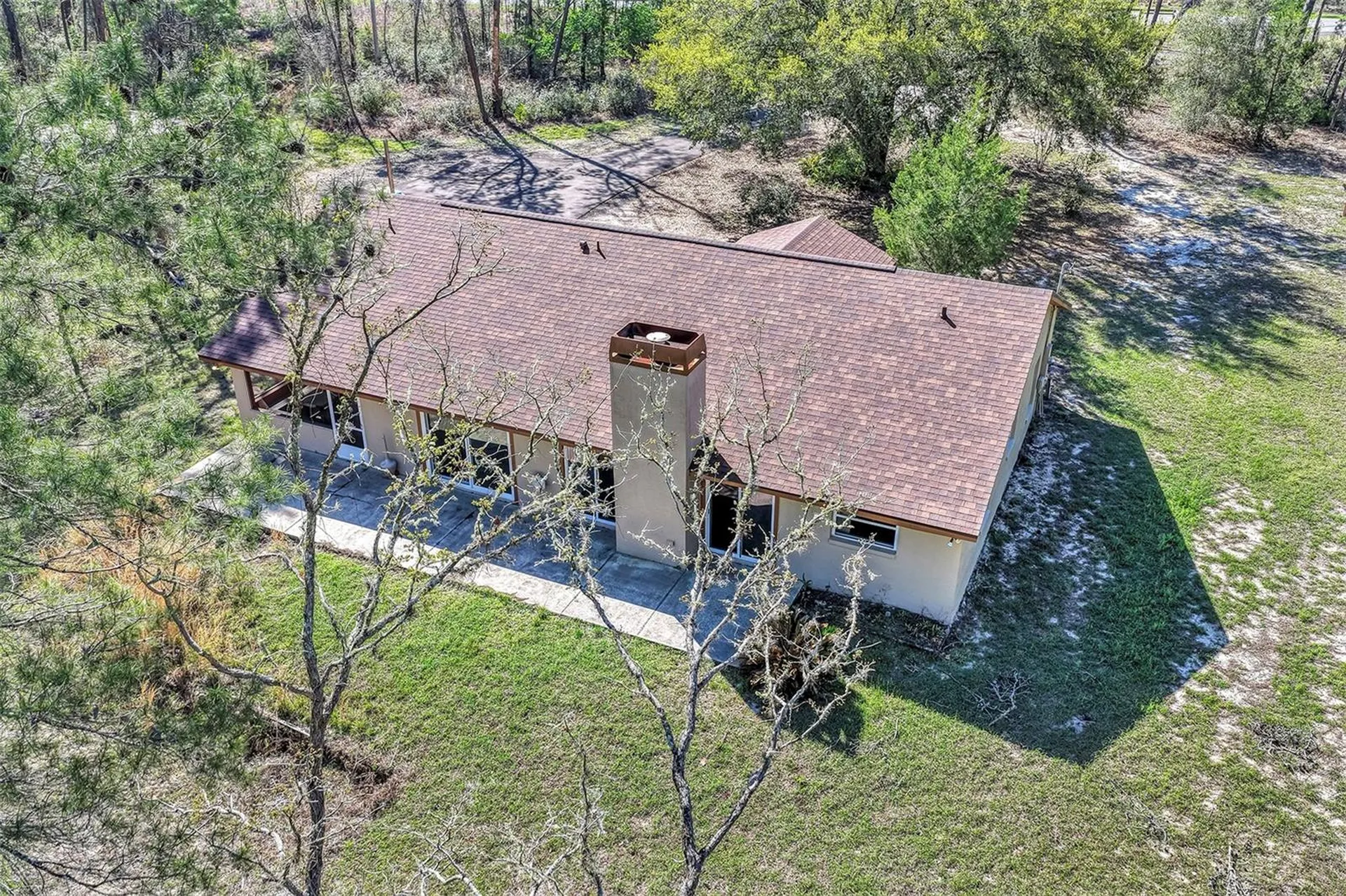 2588 County Road 245c Oxford FL 34484