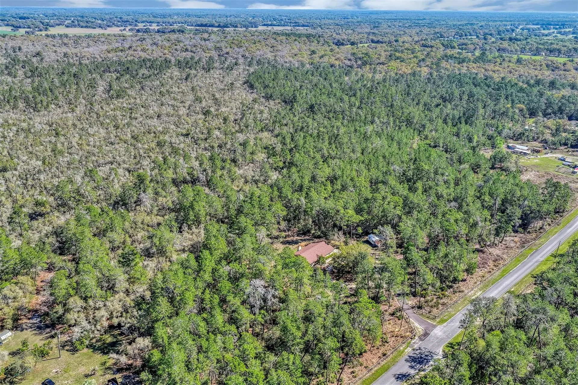 2588 County Road 245c Oxford FL 34484