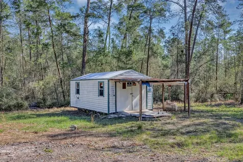 2588 County Road 245c Oxford FL 34484