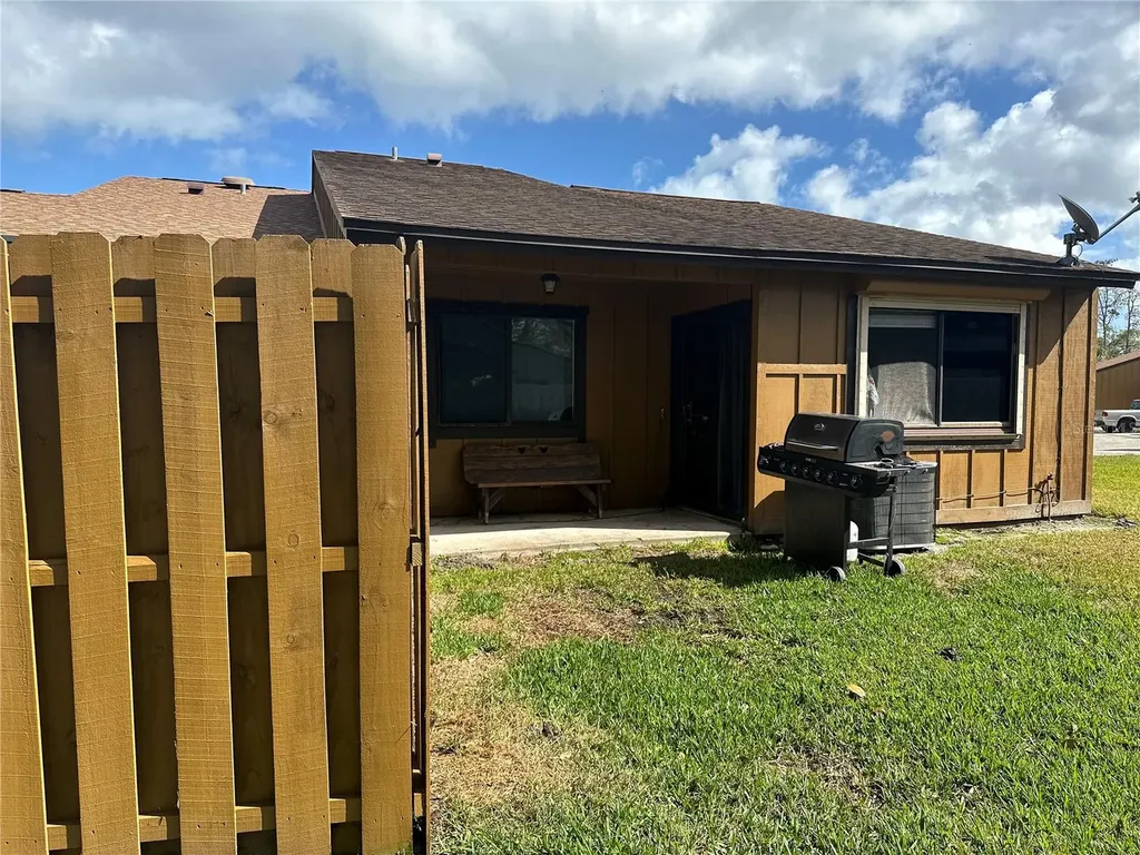 156 Lakewood Village Circle Daytona Beach FL 32119