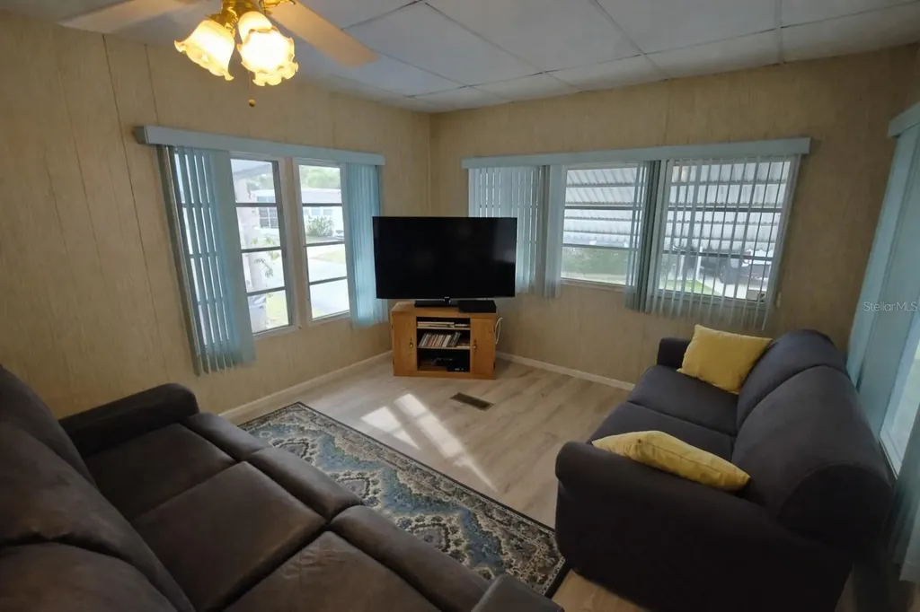 1600 N Old Coachman Road Road Clearwater FL 33765