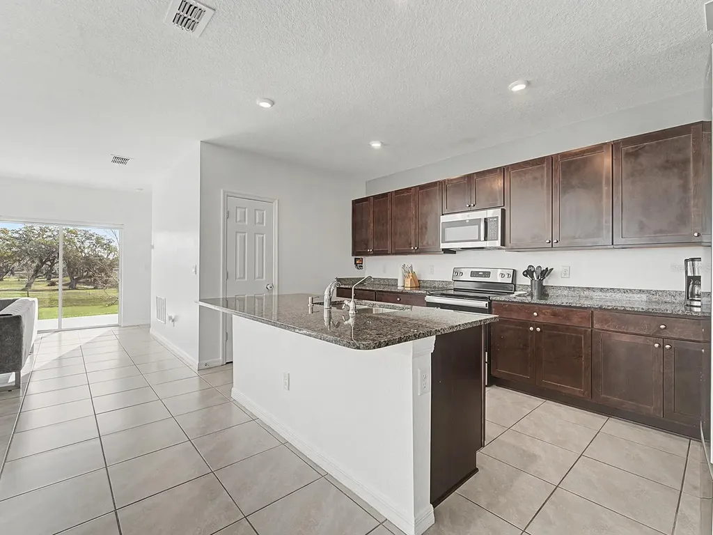 6938 Shelby Lynn Way Zephyrhills FL 33542