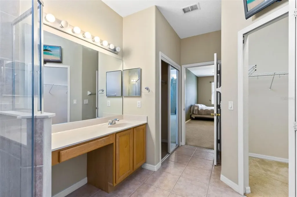 6658 Lake Pembroke Place Orlando FL 32829