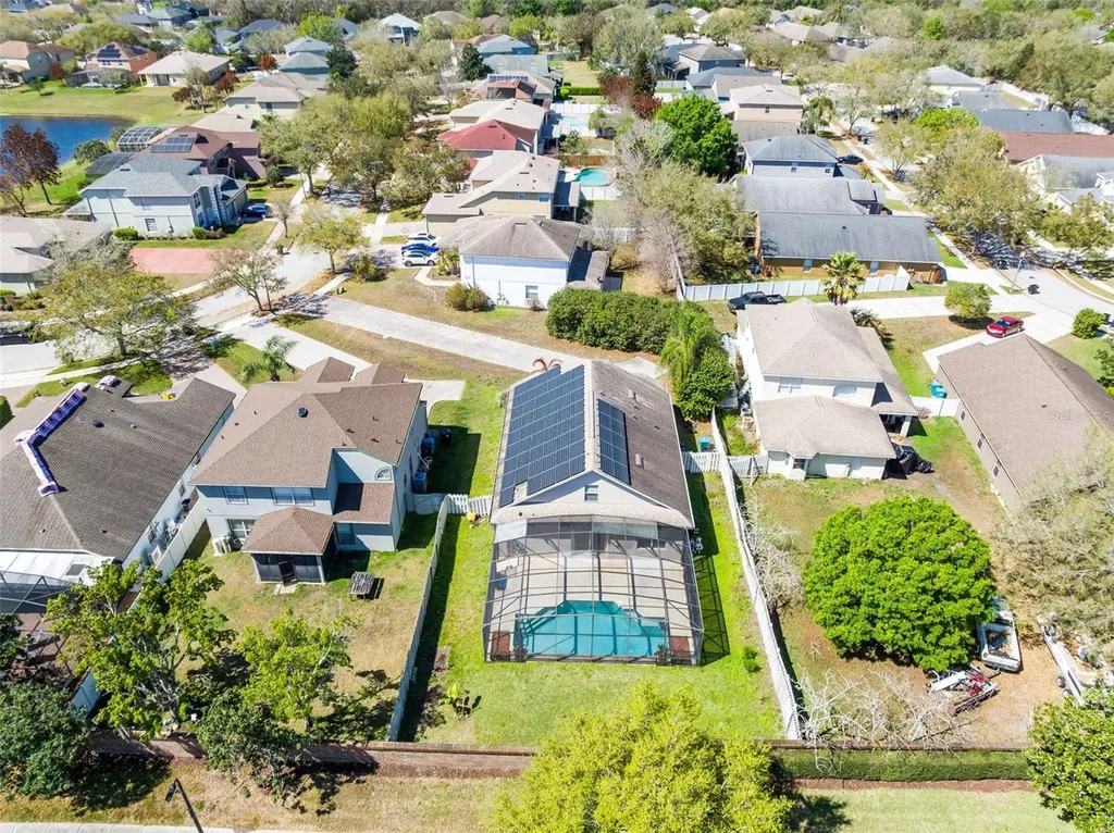 6658 Lake Pembroke Place Orlando FL 32829