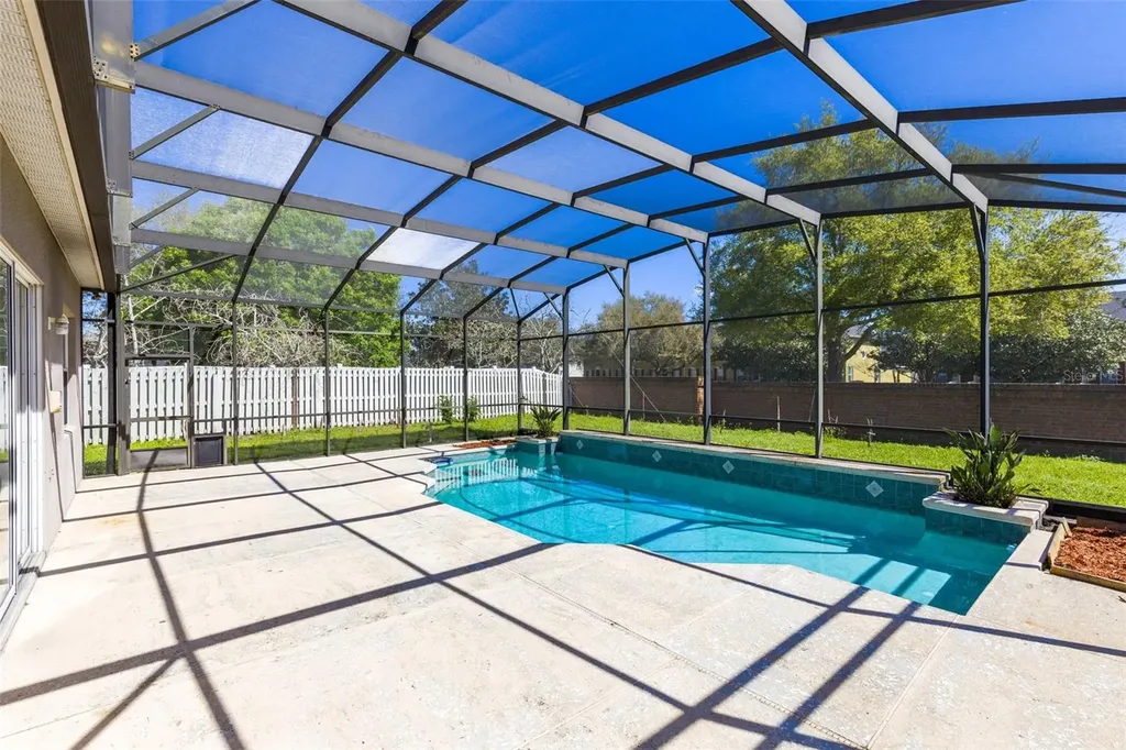 6658 Lake Pembroke Place Orlando FL 32829