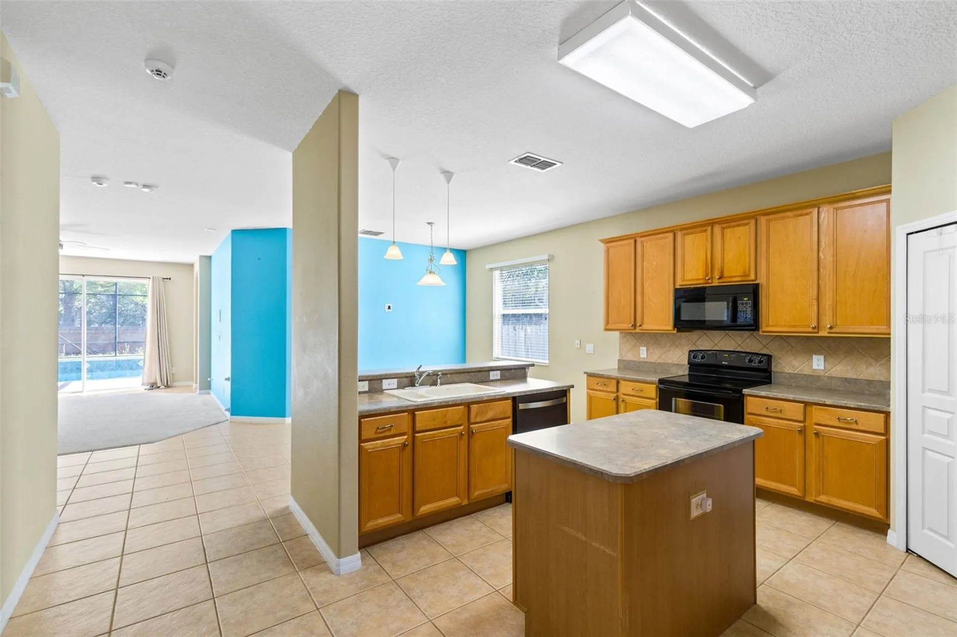 6658 Lake Pembroke Place Orlando FL 32829