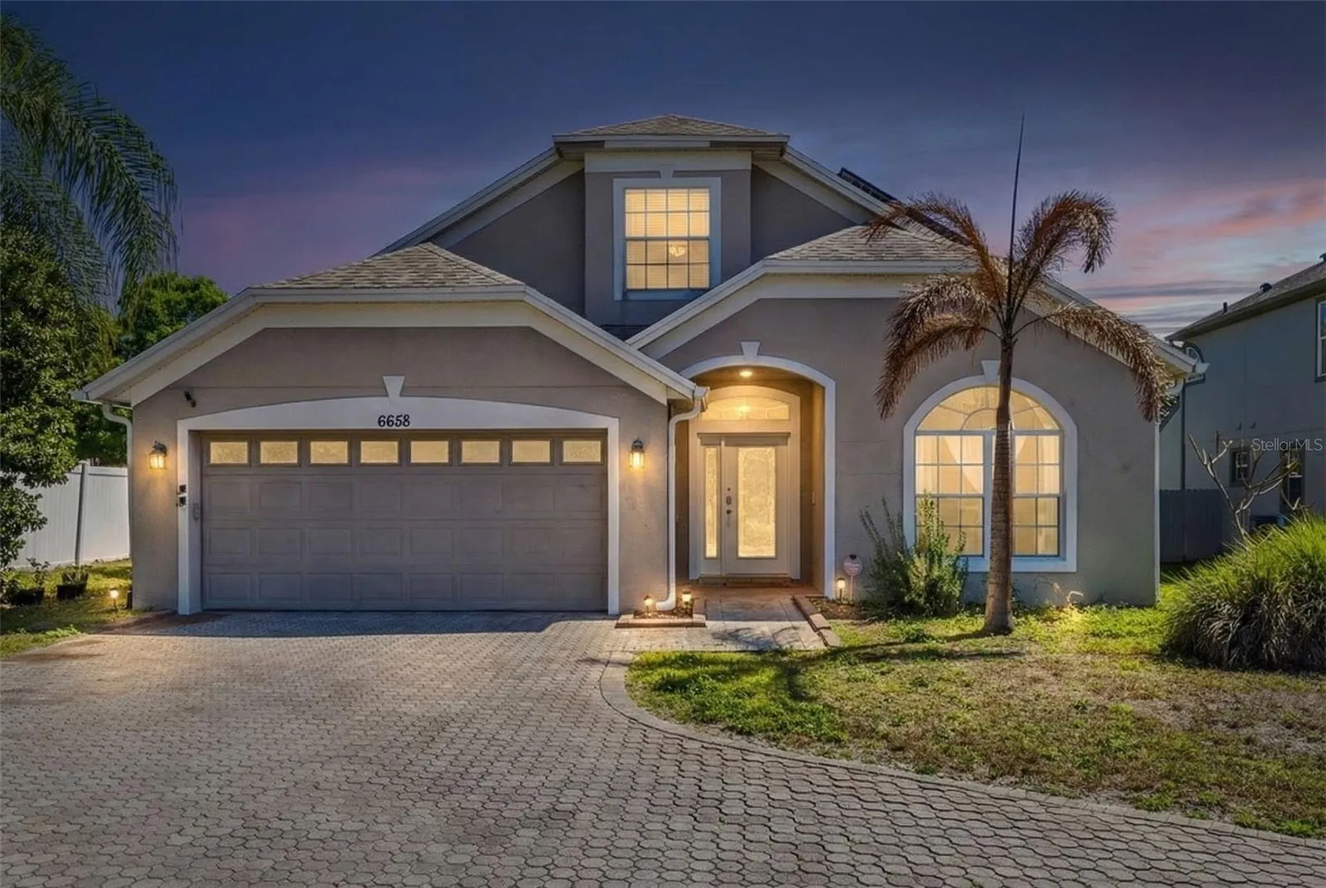 6658 Lake Pembroke Place Orlando FL 32829