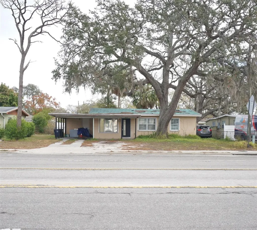 4911 N Habana Avenue Tampa FL 33614