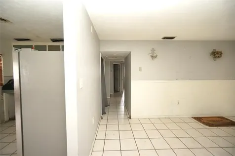 4911 N Habana Avenue Tampa FL 33614