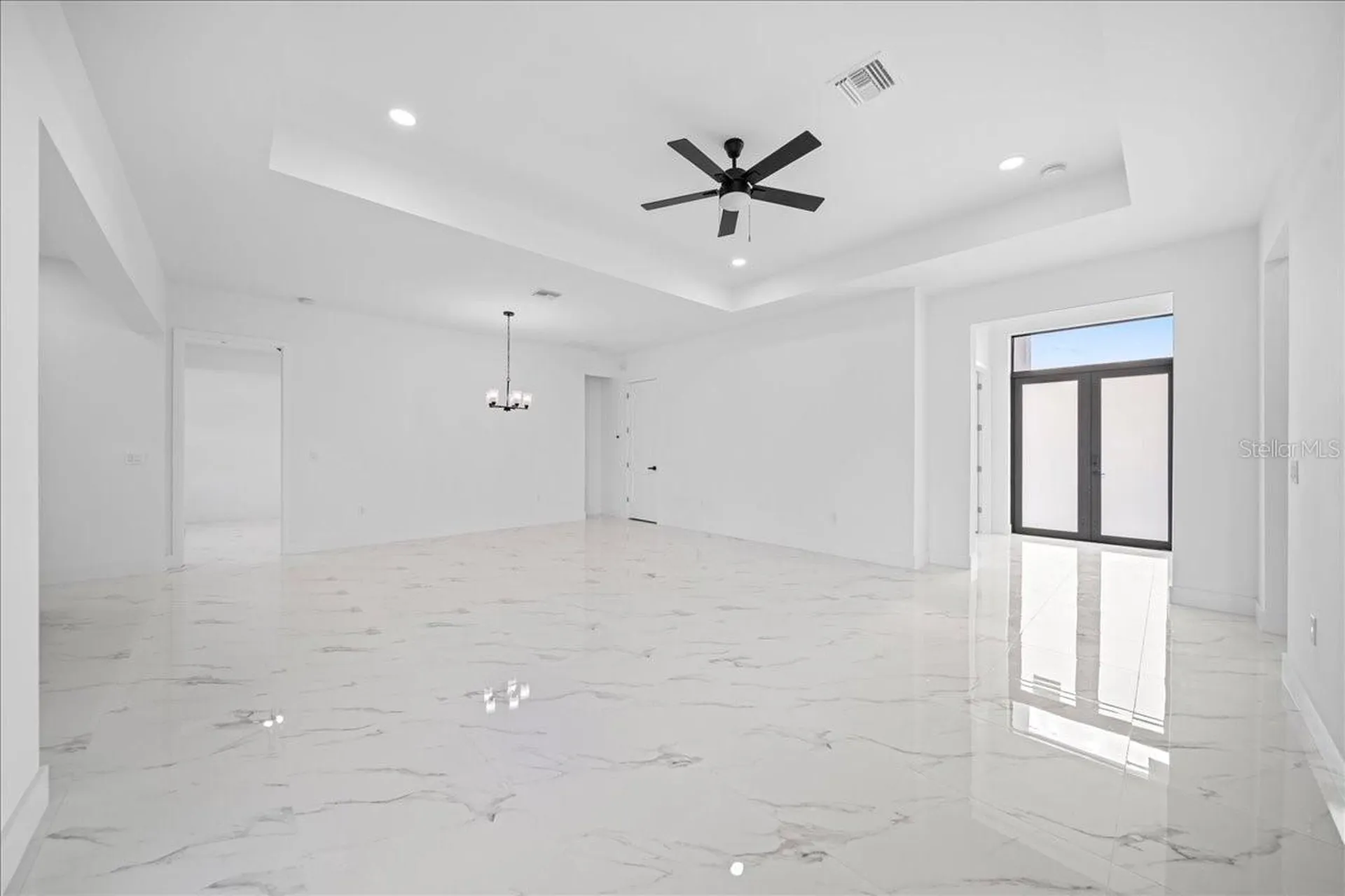 2220 NE 9th Place Cape Coral FL 33909