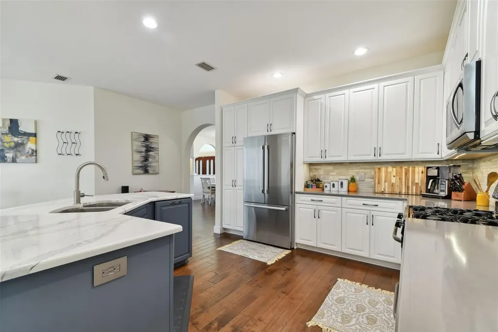 2159 Warwick Drive Oldsmar FL 34677