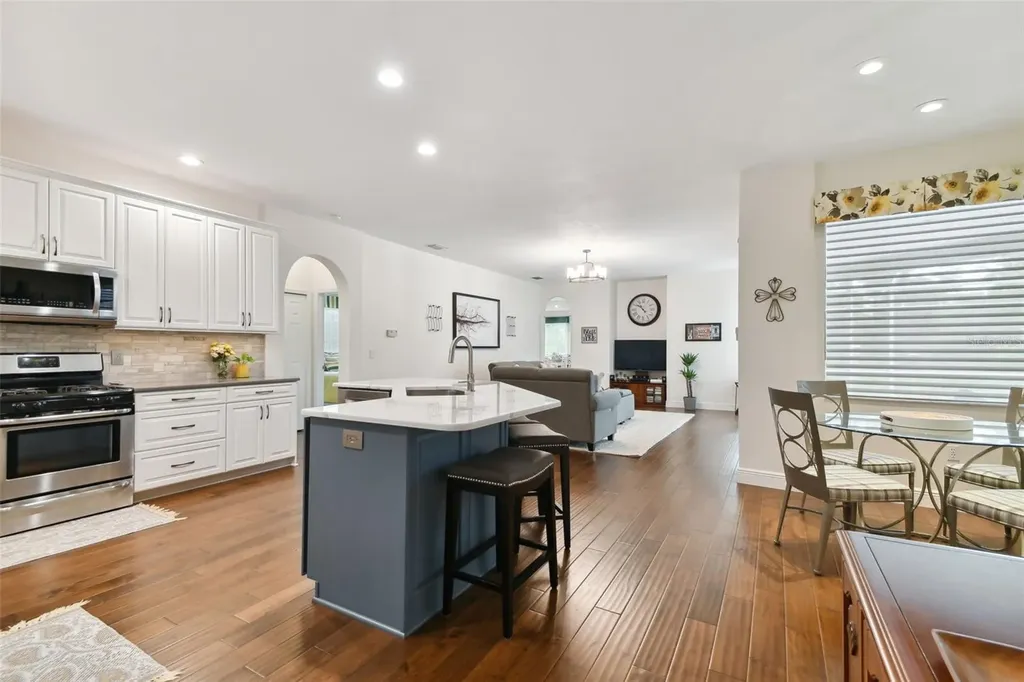 2159 Warwick Drive Oldsmar FL 34677