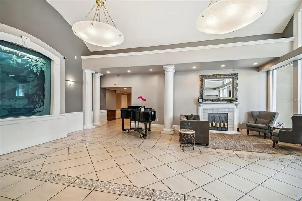 2159 Warwick Drive Oldsmar FL 34677
