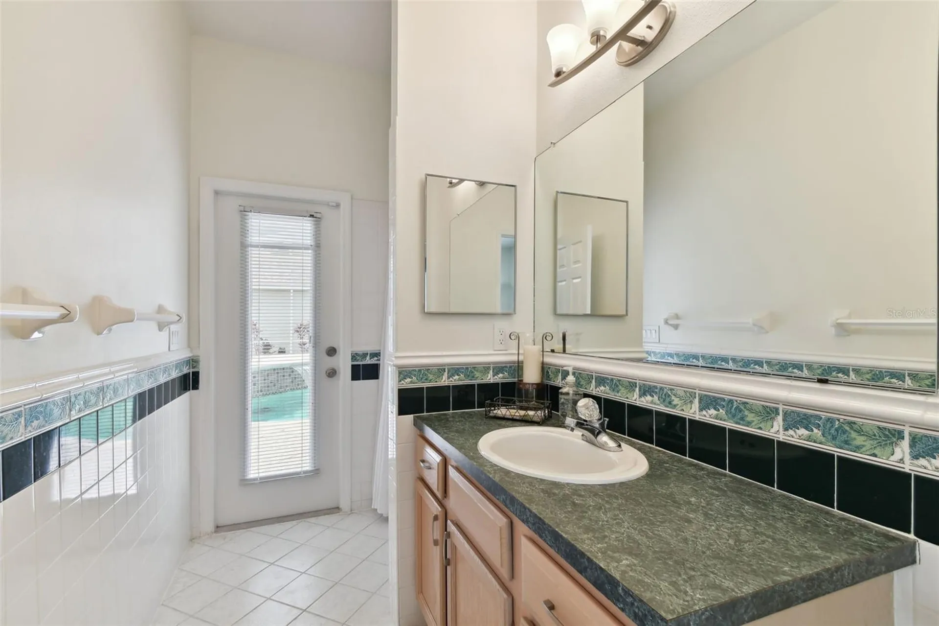 2159 Warwick Drive Oldsmar FL 34677