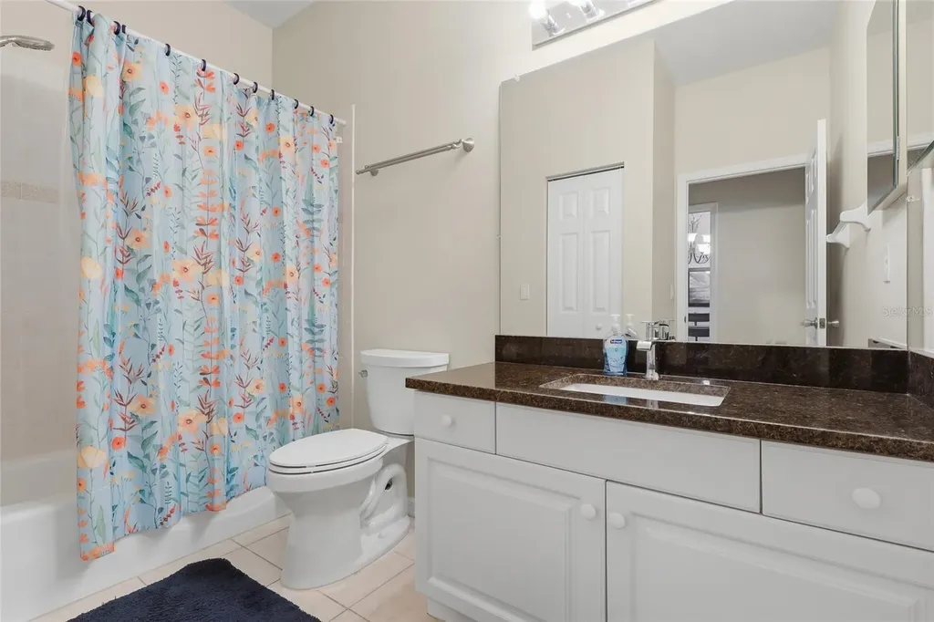2711 73rd Court W Bradenton FL 34209