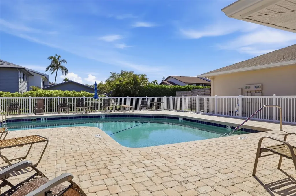 2711 73rd Court W Bradenton FL 34209