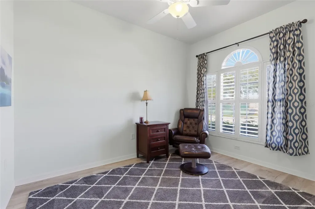 2711 73rd Court W Bradenton FL 34209