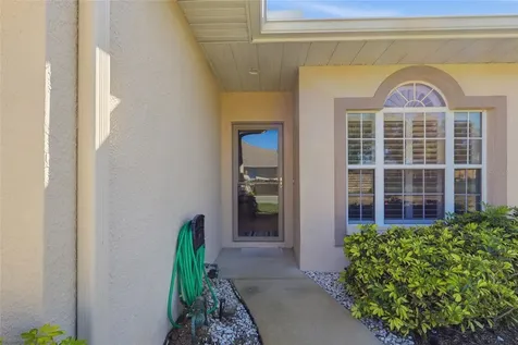2711 73rd Court W Bradenton FL 34209