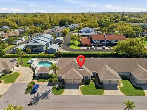 2711 73rd Court W Bradenton FL 34209