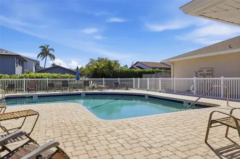2711 73rd Court W Bradenton FL 34209