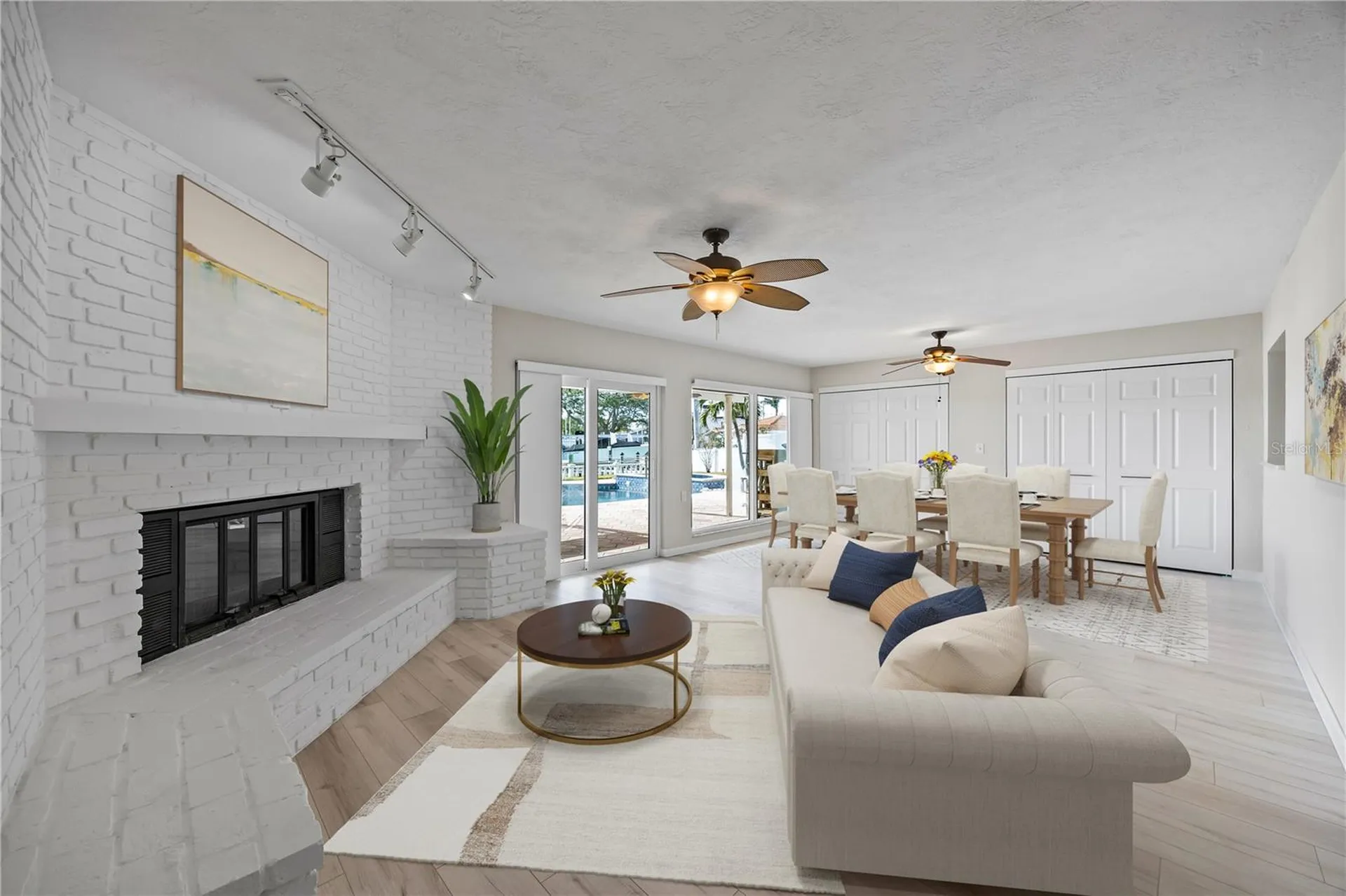 7886 9th Avenue S St Petersburg FL 33707