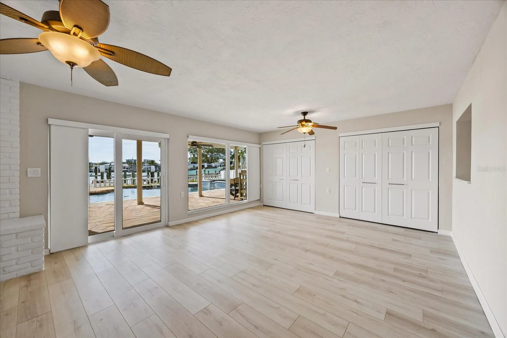 7886 9th Avenue S St Petersburg FL 33707