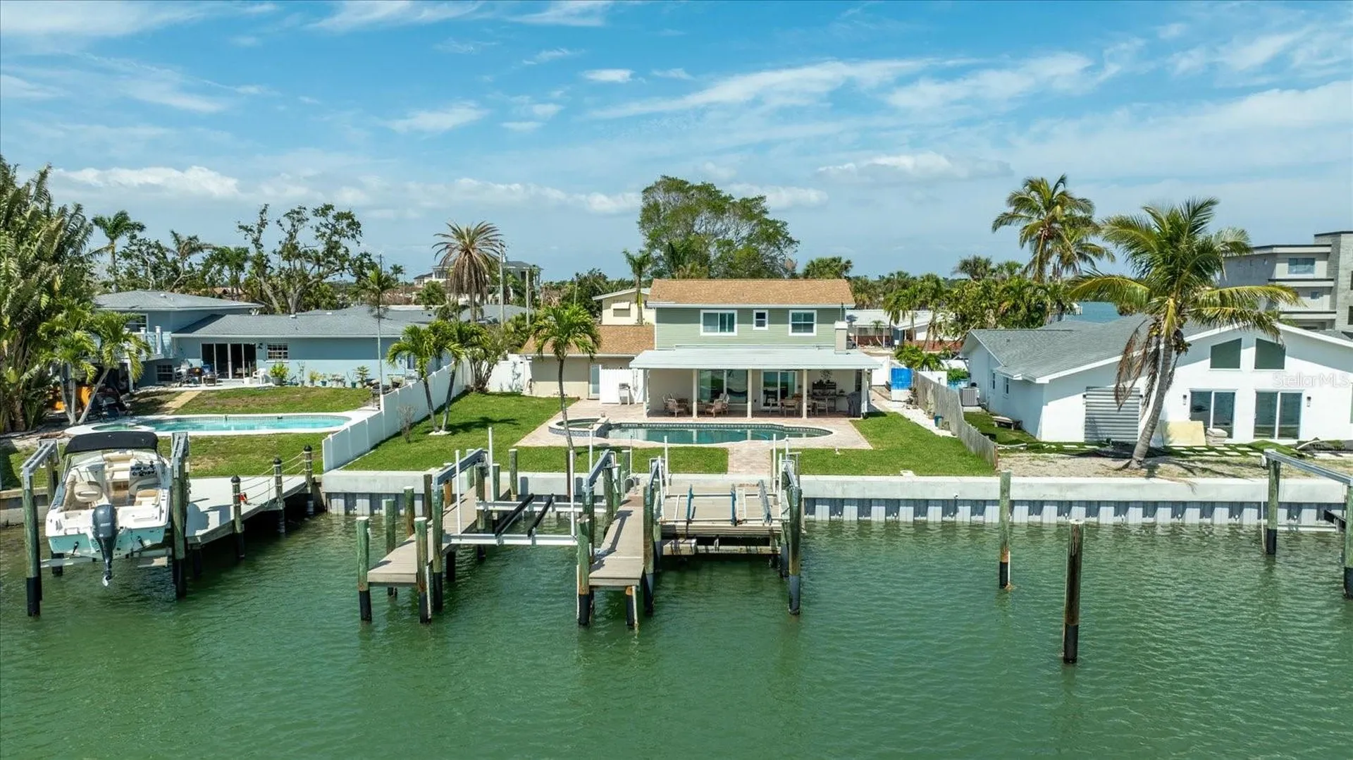 7886 9th Avenue S St Petersburg FL 33707