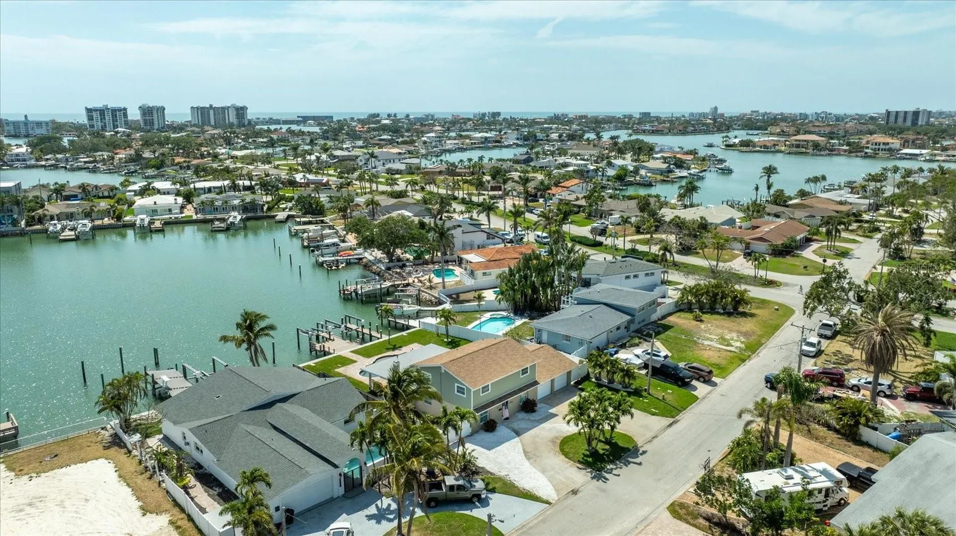 7886 9th Avenue S St Petersburg FL 33707