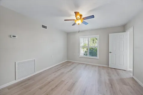 7886 9th Avenue S St Petersburg FL 33707