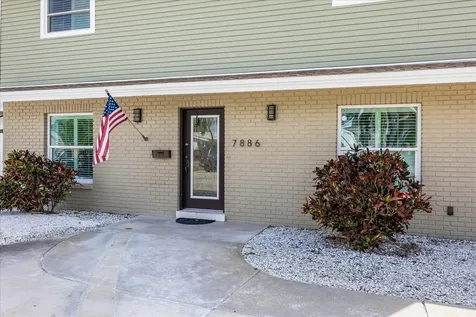 7886 9th Avenue S St Petersburg FL 33707