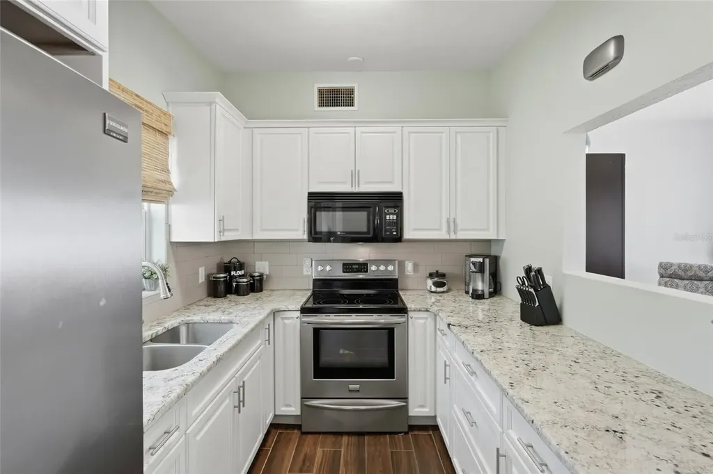 6535 10th Street N St Petersburg FL 33702
