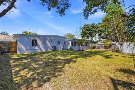 6535 10th Street N St Petersburg FL 33702