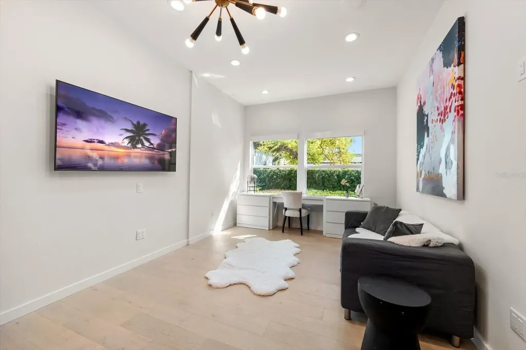 3901 W Granada Street Tampa FL 33629