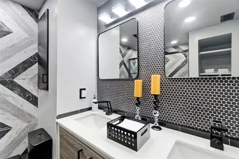 3601 2nd Avenue N St Petersburg FL 33713