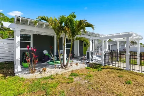 3601 2nd Avenue N St Petersburg FL 33713