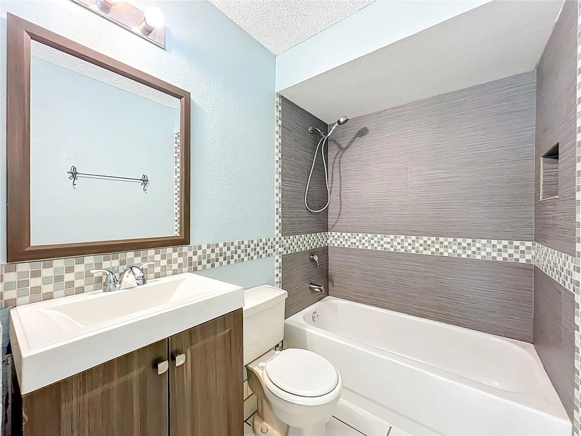 6449 Royal Tern Street Orlando FL 32810