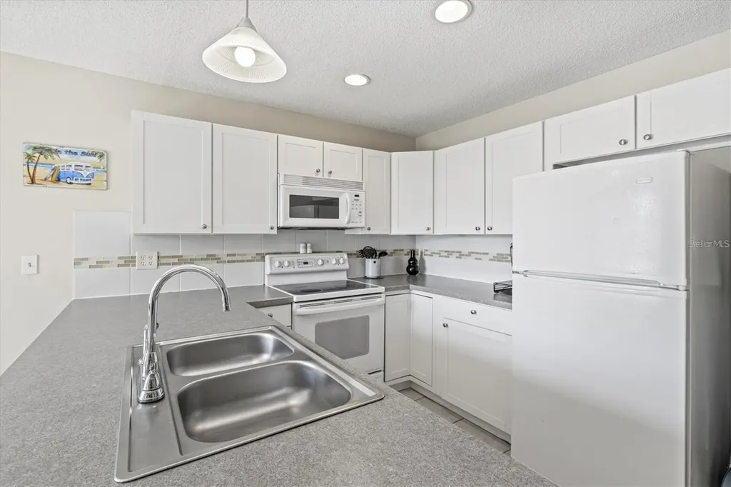 2214 Michele Drive Sarasota FL 34231
