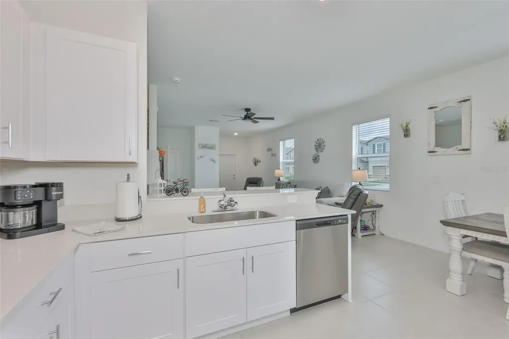 2661 Sunray Venus Way Ruskin FL 33570