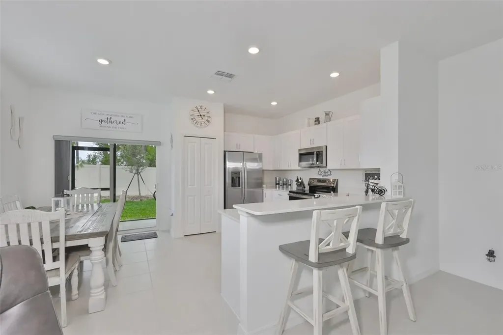 2661 Sunray Venus Way Ruskin FL 33570