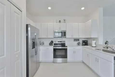 2661 Sunray Venus Way Ruskin FL 33570