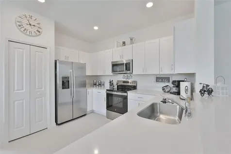 2661 Sunray Venus Way Ruskin FL 33570