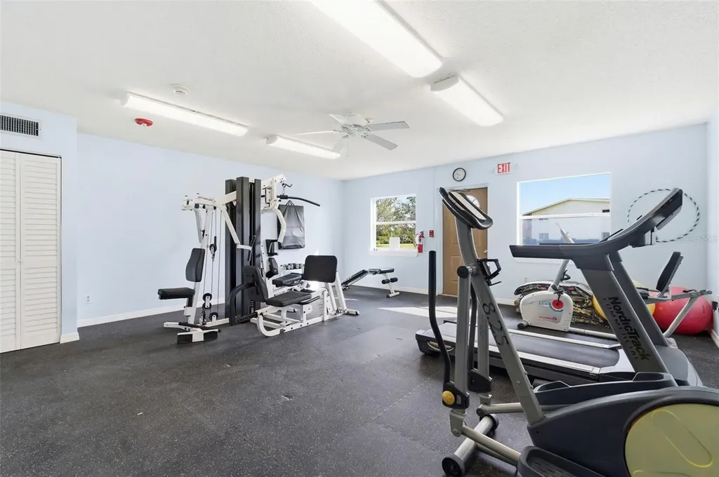 4595 Chancellor Street NE St Petersburg FL 33703