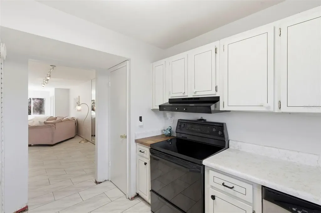 4595 Chancellor Street NE St Petersburg FL 33703