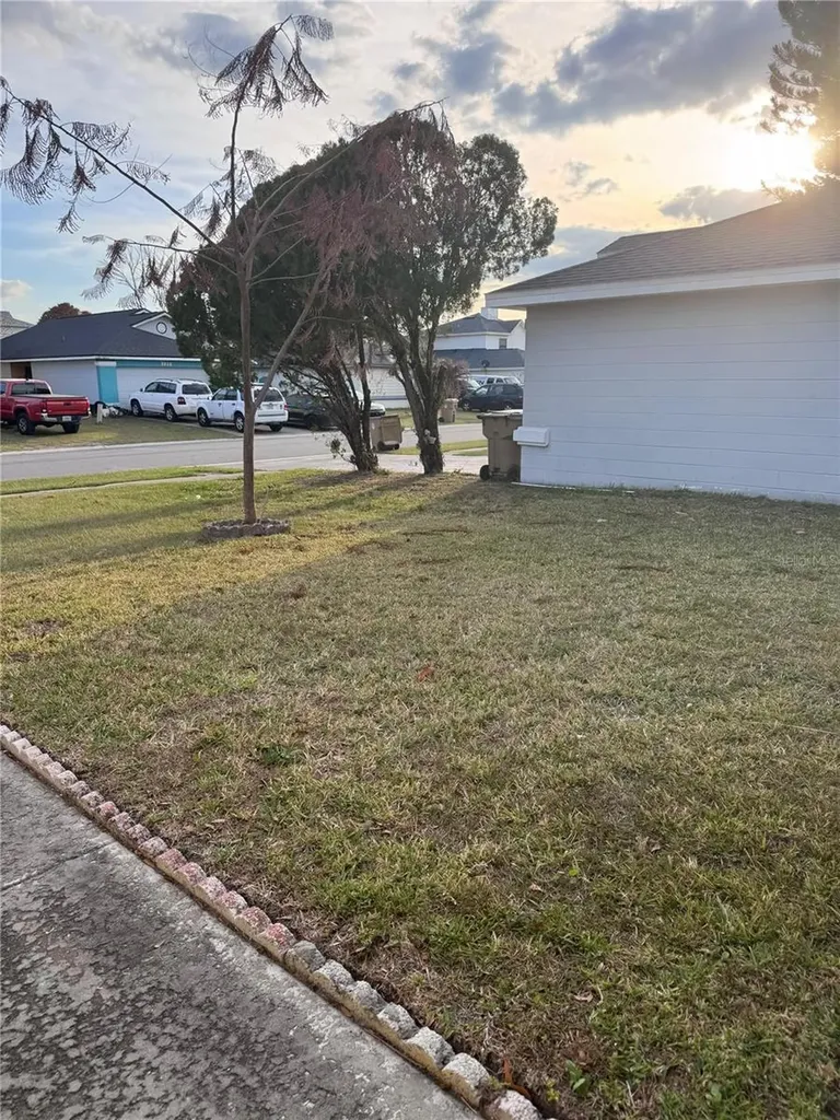 138 Pinewood Circle Kissimmee FL 34743