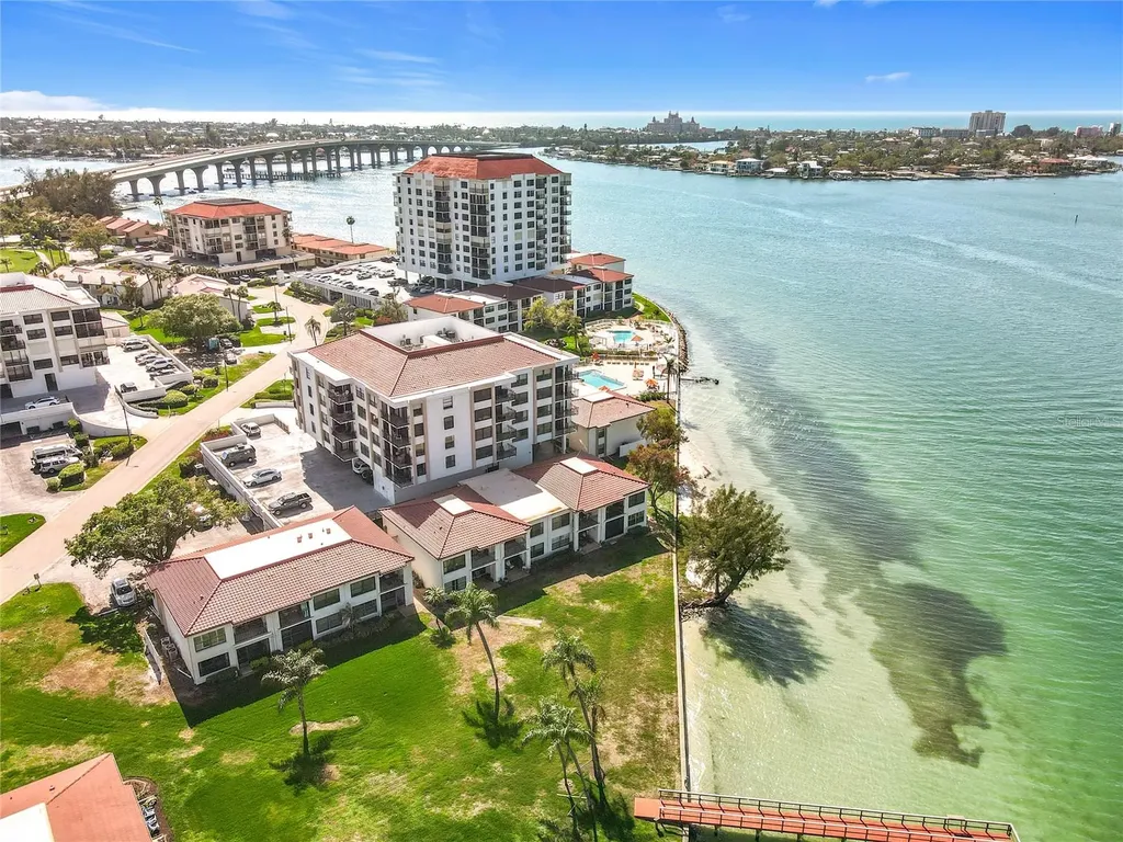 6211 Sun Boulevard St Petersburg FL 33715