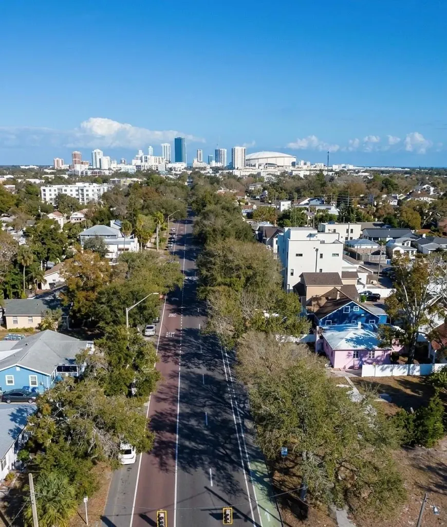 2762 1st Avenue S St Petersburg FL 33712