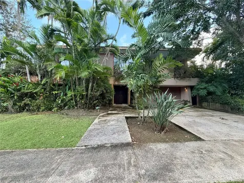1901 Orquidia San Juan PR 00927