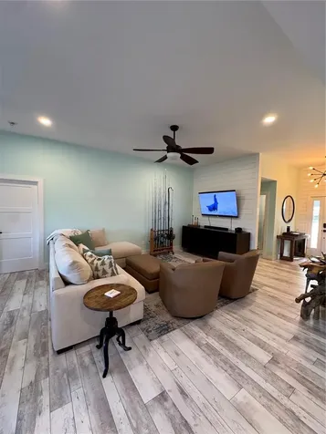 4140 Augustine Avenue Sarasota FL 34231