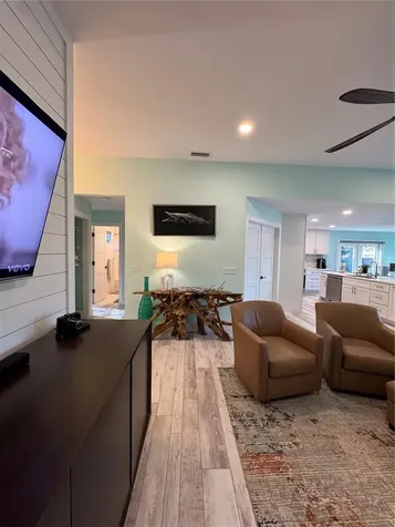 4140 Augustine Avenue Sarasota FL 34231