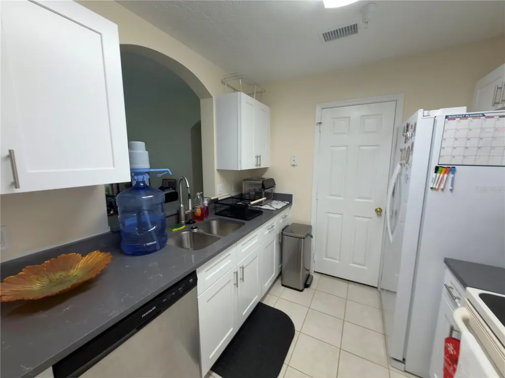 3930 Southpointe Drive Orlando FL 32822